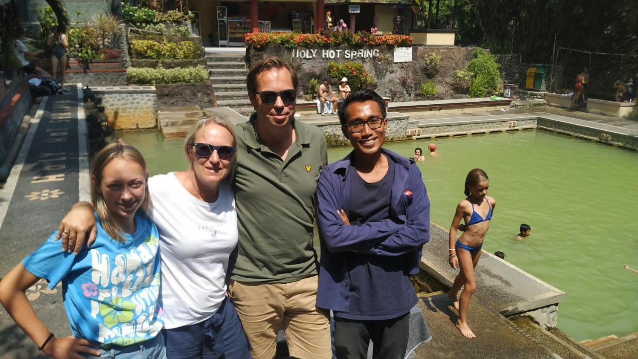 Van Santri Homestay Pemuteran Exterior foto