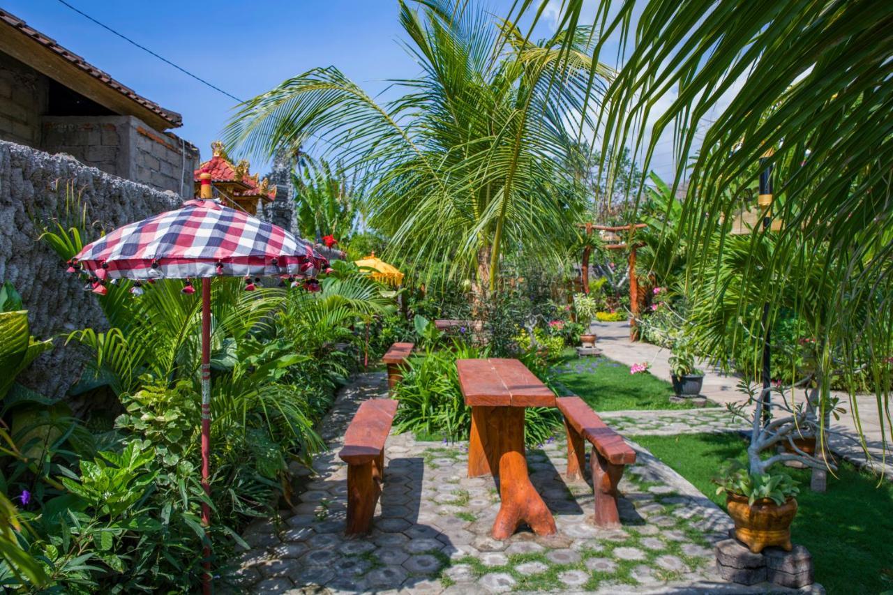 Van Santri Homestay Pemuteran Exterior foto